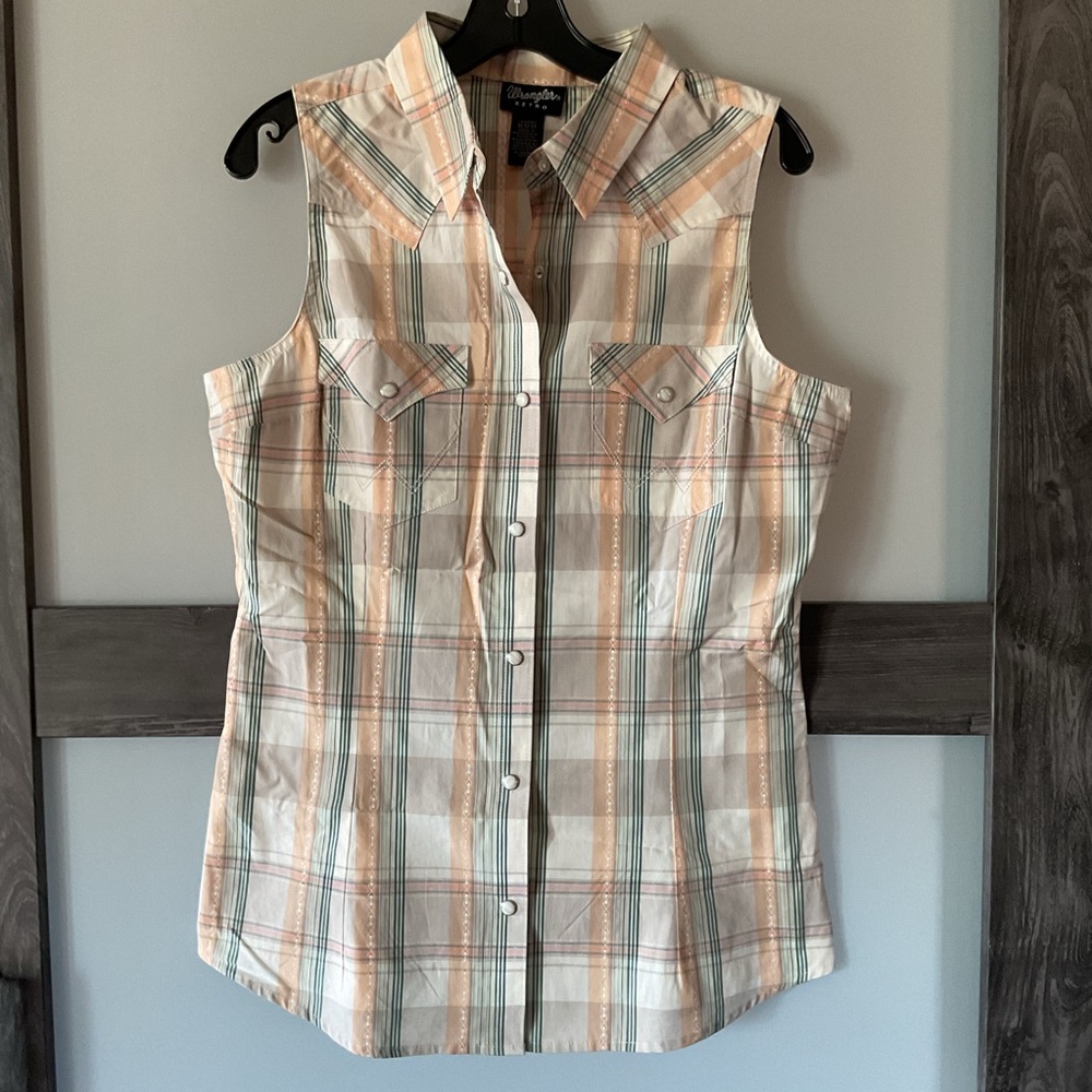 NWOT- Button down top